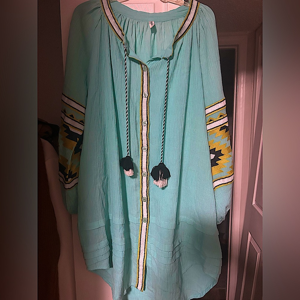 Coconut Aqua Textured Top
